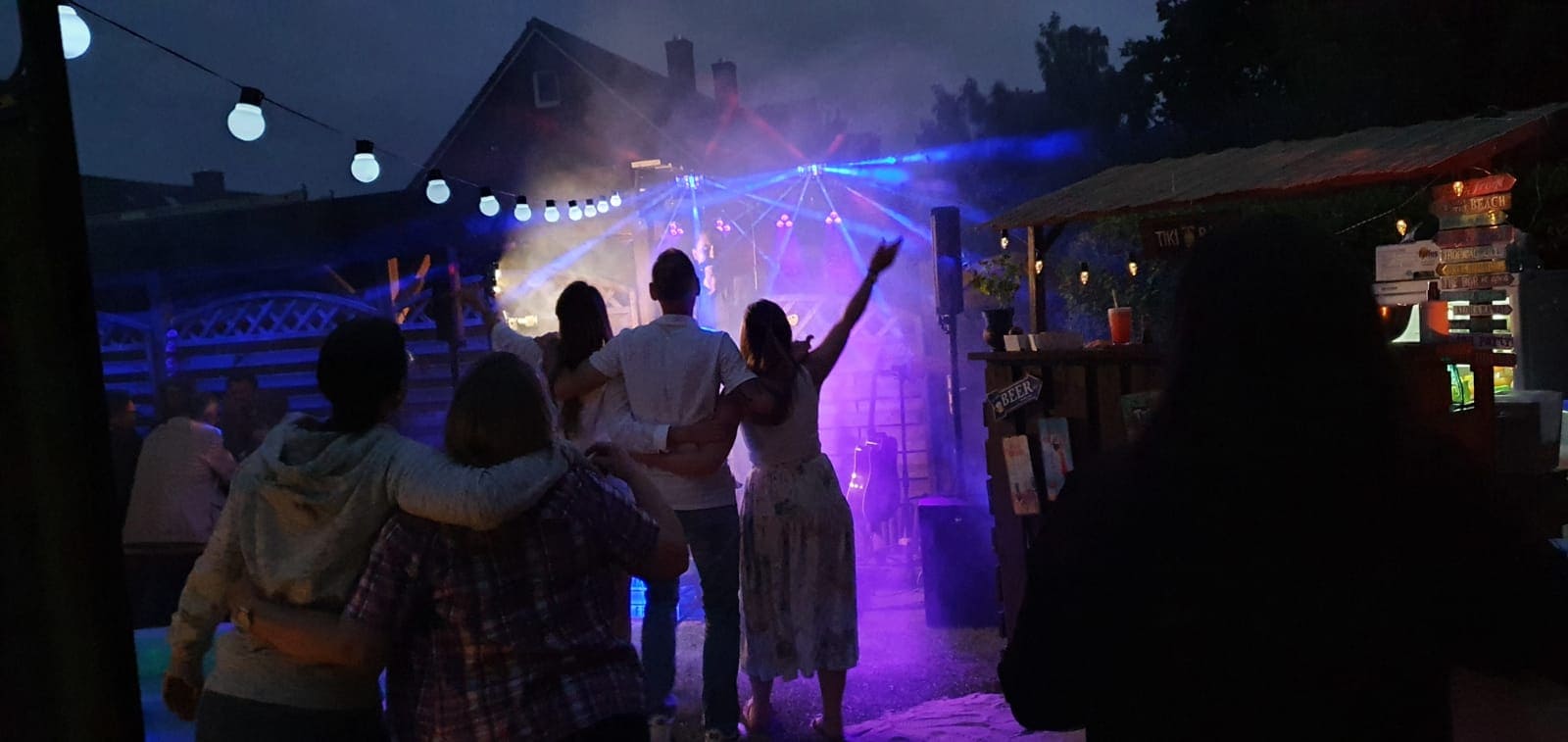 Menschen feiern Event